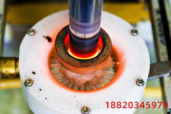 ��ʽ�Ď��N�ԄӴ��C����ι�����