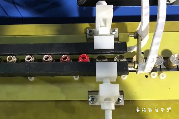 自動(dòng)感應(yīng)釬焊設(shè)備簡單,生產(chǎn)投入成本低