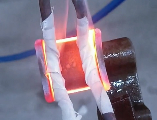 中頻感應加熱與高頻感應加熱的區別?