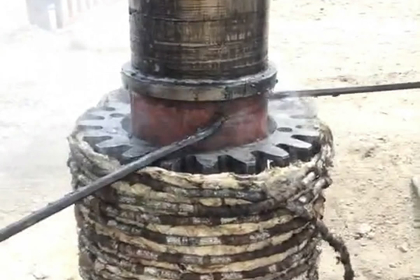 �X݆�S���b���ж�������x����l�Б��ӟ�C