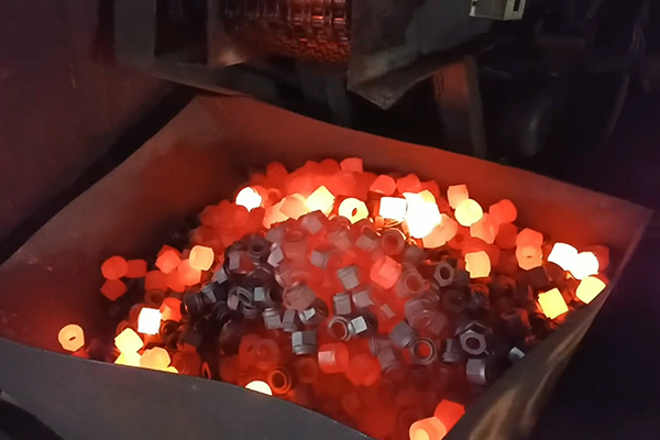 ��ĸë�����a(ch��n)�����l���t�ӟ�䓰�呴��и�