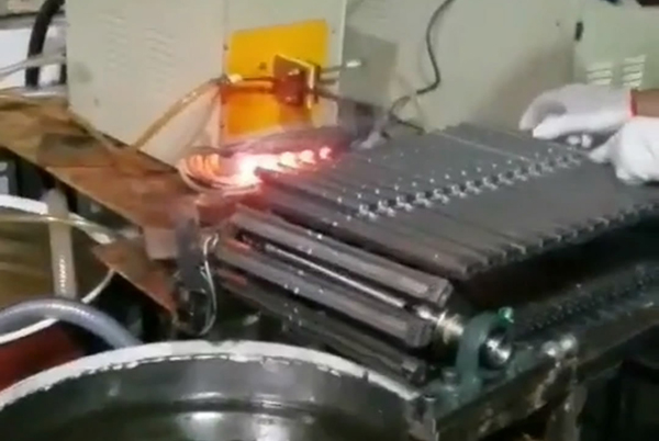 ����ʽ䓰��F���Б��ӟ�����O�䣬���^�t�_呴��̎��