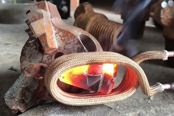 高頻焊機(jī)-車刀鉆頭合金焊接設(shè)備