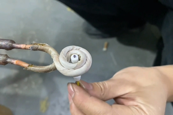 超高頻焊接設備,手持式超高頻焊機,通信線焊接打樣