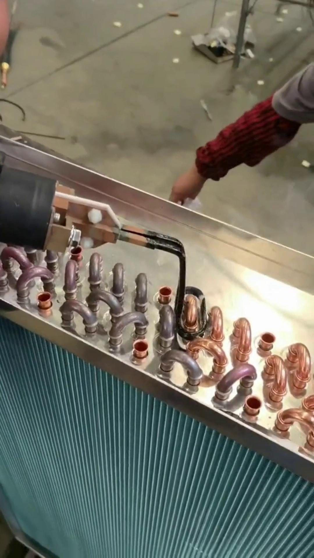 ɢ�����������~�܏��^�ӿں������ֳָ��l���C