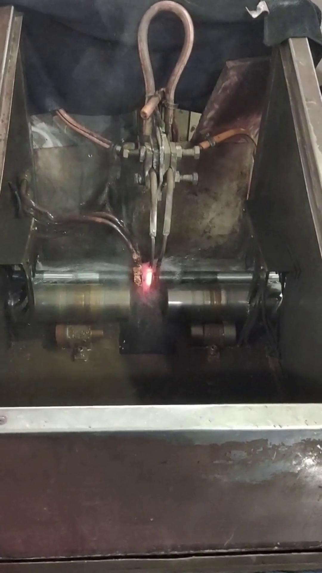 活塞桿淬火設備-高頻感應加熱設備-高頻淬火設備