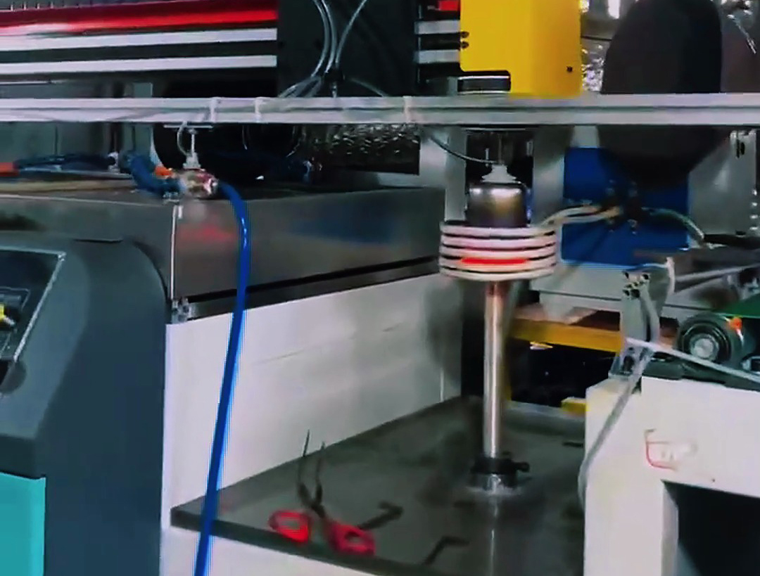 高頻退火設備集成到不銹鋼器皿生產線中