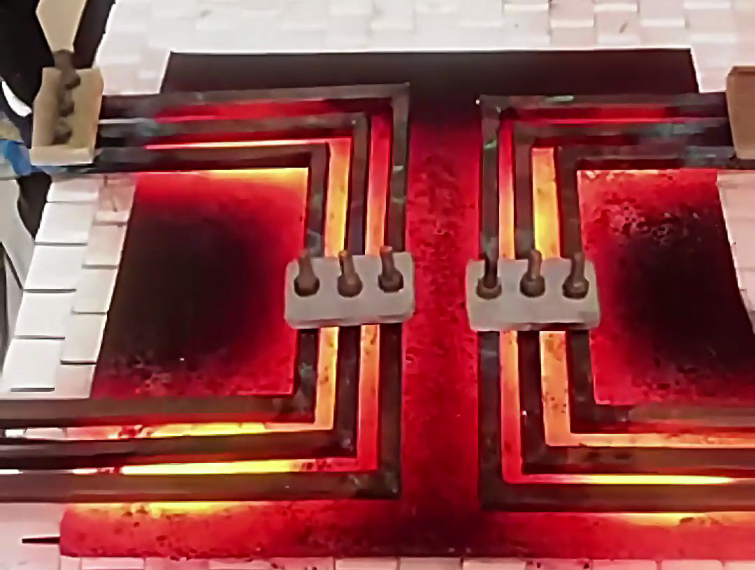 兩臺高頻加熱機+PLC控制系統調度下,平面加熱效率提升看得見