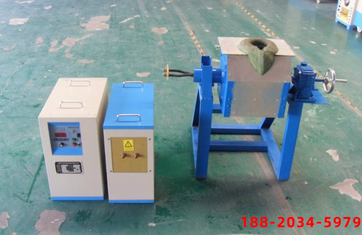 С���۟��t�O��