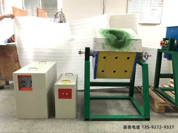 �U�~�۟��t���a